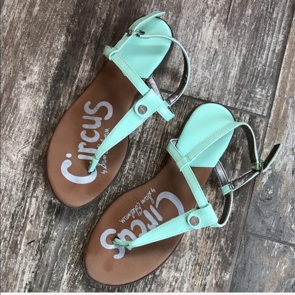 Circus by Sam Edelman pastel mint green Cayden T-strap sandals size 6.5 - Picture 3 of 7